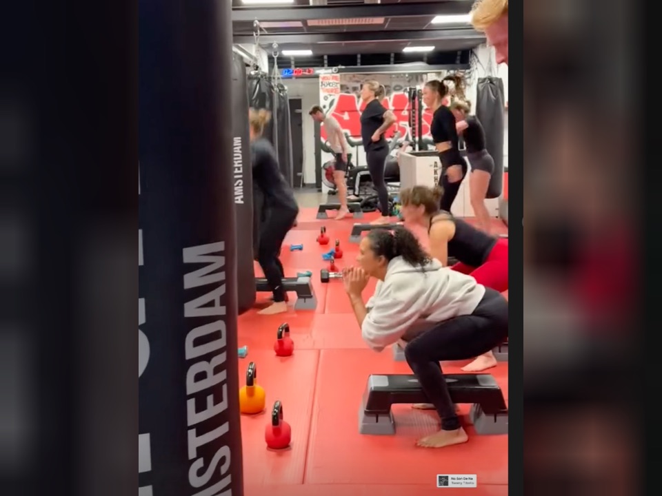 Circuit training at AKHI Gym in Amsterdam-Oost